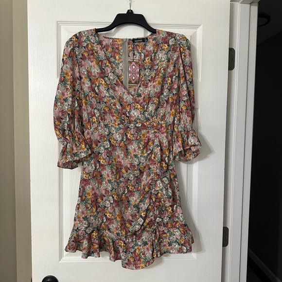 NWT boohoo Floral Mini Wrap Dress 6 - Picture 4 of 6